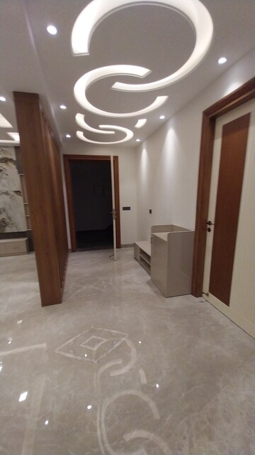 Furnished Amenities in 5 BHK Builder Floor at BP Homes, Sector 85 – for Sale