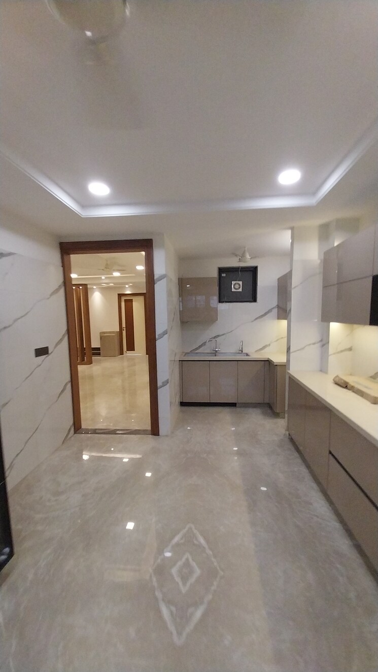 Kitchen, bp-homes 5 Bedroom 3000 Sq.Ft. Builder Floor In Sector 85 Faridabad 8808006