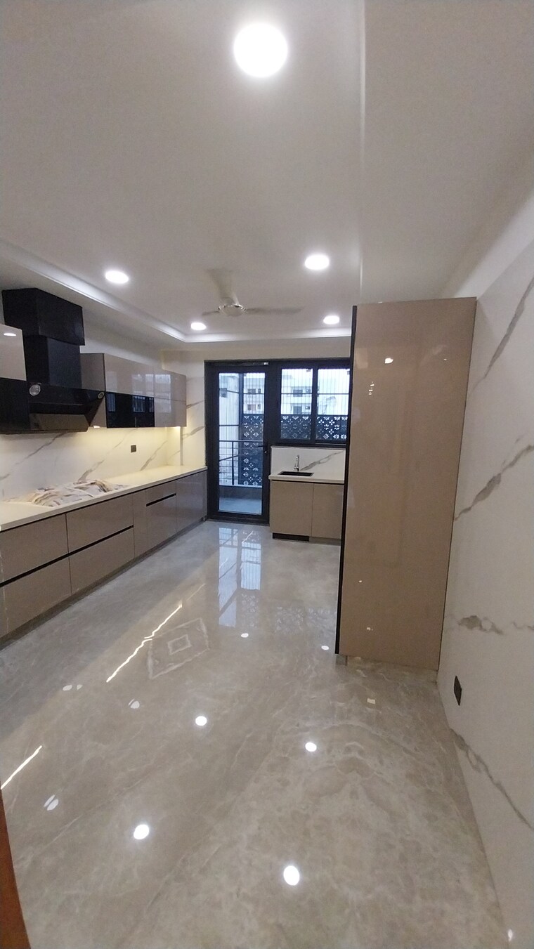Kitchen, bp-homes 5 Bedroom 3000 Sq.Ft. Builder Floor In Sector 85 Faridabad 8808006