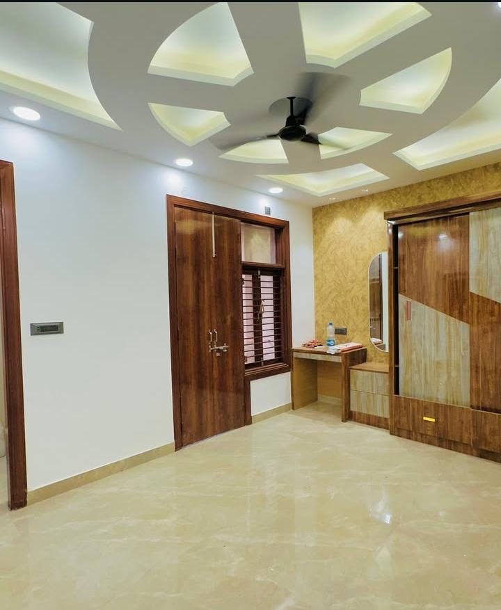 3 BHK + Pooja Room Builder Floor For Sale in Buillder Floor