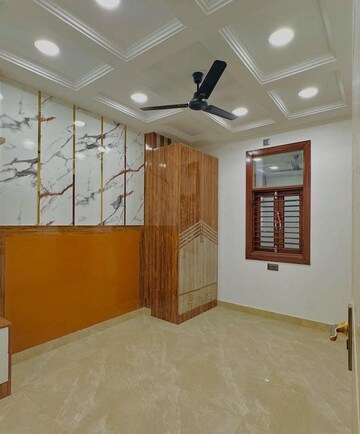 Room in 3 BHK Builder Floor at Sector 32 – for Sale