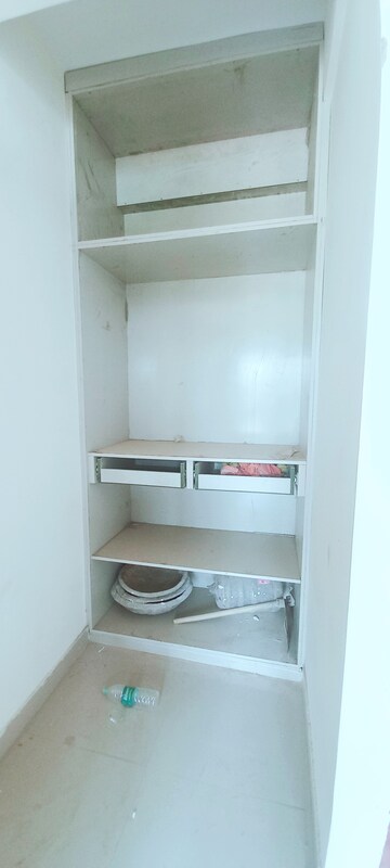 Furnished Amenities in 1.5 BHK Builder Floor at Sector 23a – for Rent