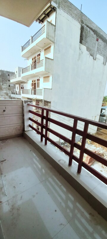 Balcony in 1.5 BHK Builder Floor at Sector 23a – for Rent