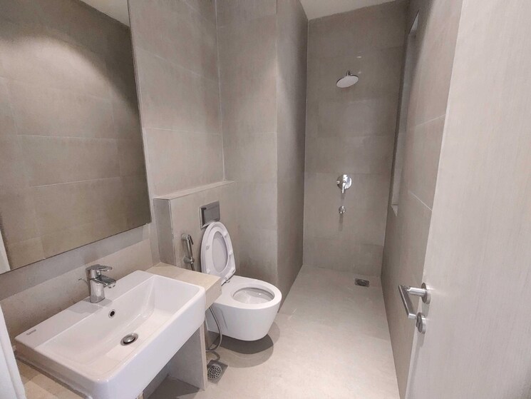 Bathroom, indiabulls-sky-forest 3 Bedroom 1571 Sq.Ft. Apartment In Lower Parel Mumbai 8808120