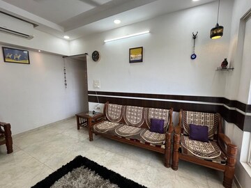 Furnished Amenities in 1.5 BHK Apartment at Hiranandani Estate – for Rent