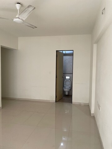 Furnished Amenities in 2 BHK Apartment at Godrej Prime, Chembur – for Rent