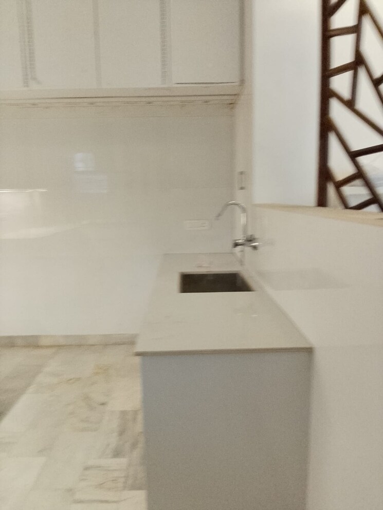 Kitchen, hauz khas 3 Bedroom 400 Sq.Yd. Builder Floor In Hauz Khas Delhi 8808202