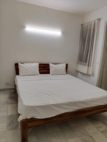Bedroom in 3 BHK Builder Floor at Hauz Khas – for Rent