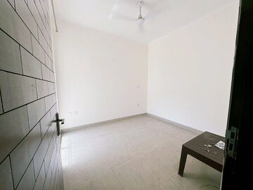 Room in 3 BHK Apartment at Ramprastha Primera, Sector 37d – for Sale