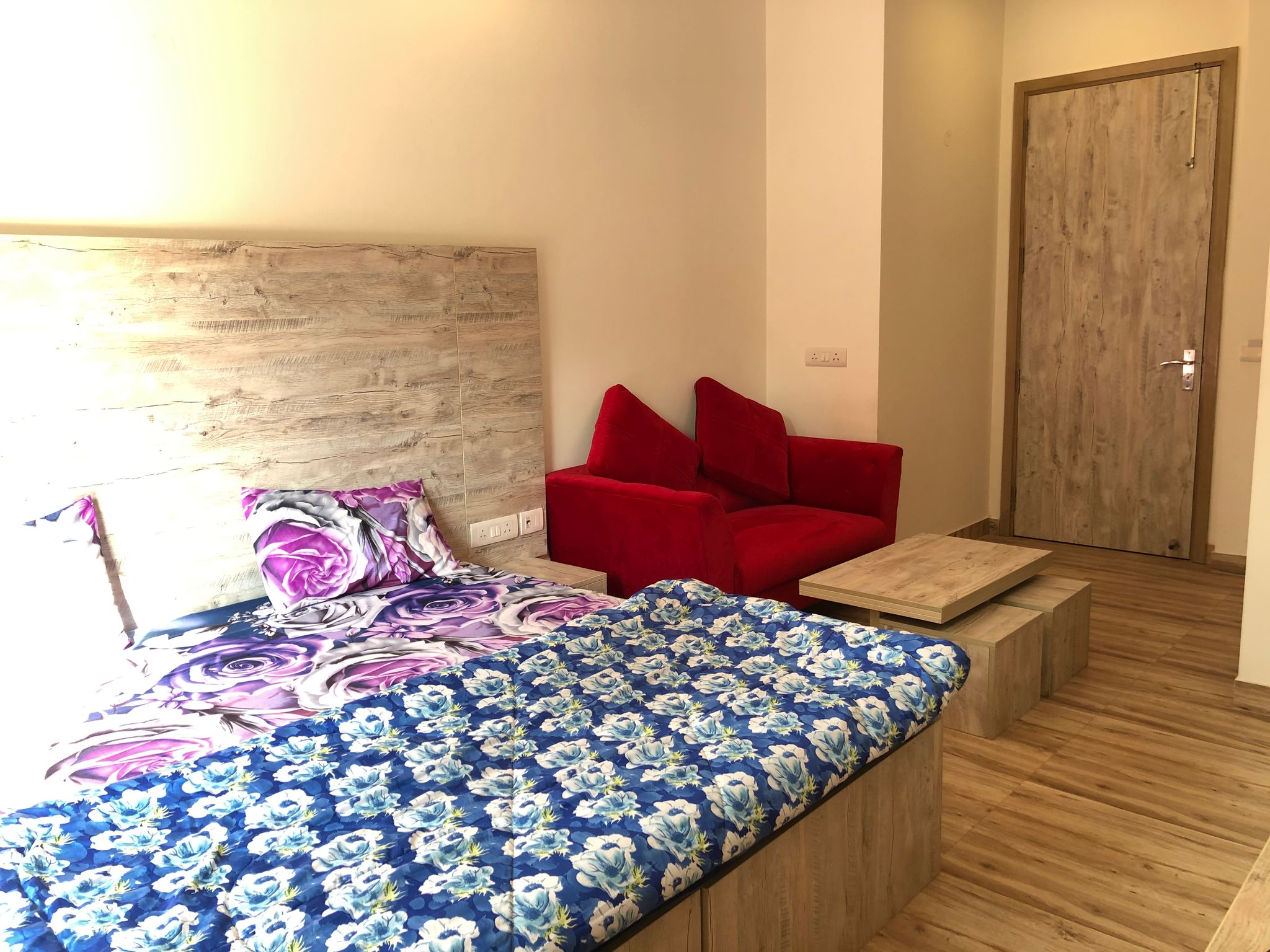 3 BHK Builder Floor For Rent in East Of Kailash