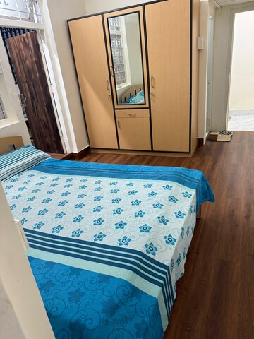 Bedroom in 2 BHK Apartment at Mahim West – for Rent