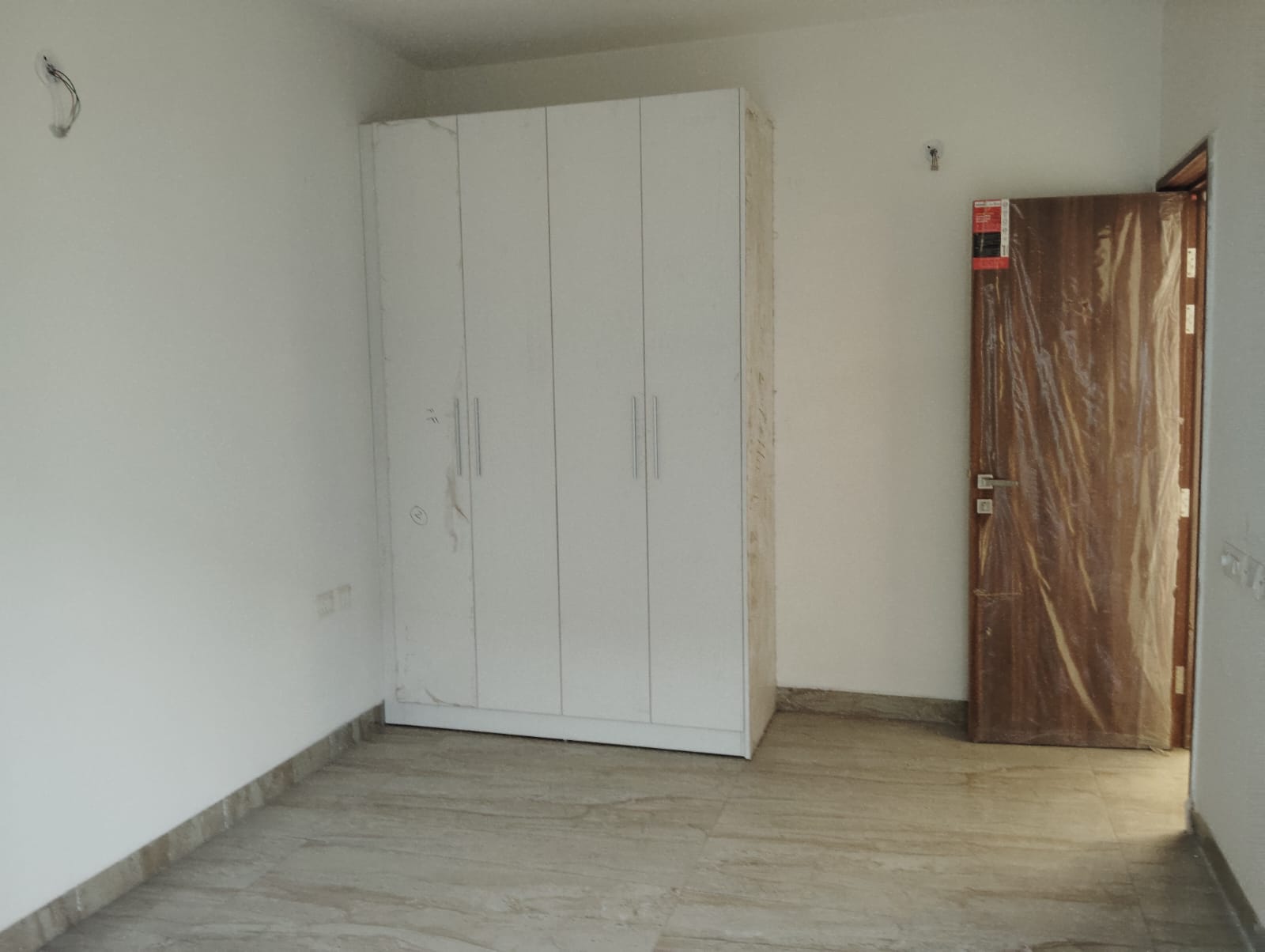 3 BHK + Servant Room Apartment For Sale in Emaar Palm Heights