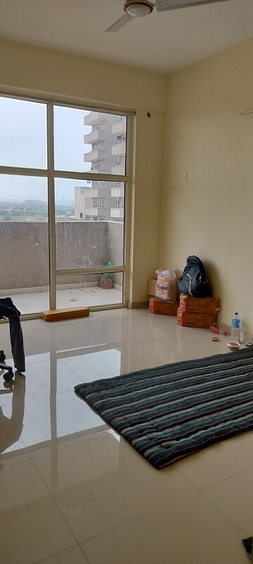 Furnished Amenities in 2 BHK Apartment at Pyramid Pride, Sector 76 – for Sale