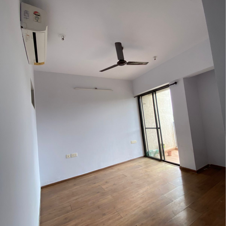 Room, lodha-palava-city 2.5 Bedroom 790 Sq.Ft. Apartment In Katai Village Thane 8808751
