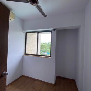 Room in 2.5 BHK Apartment at Lodha Palava City, Katai Village – for Sale