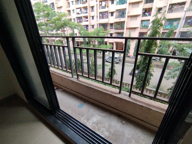 Balcony, raunak-city-phase-3 1 Bedroom 588 Sq.Ft. Apartment In Kalyan West Thane 8808775