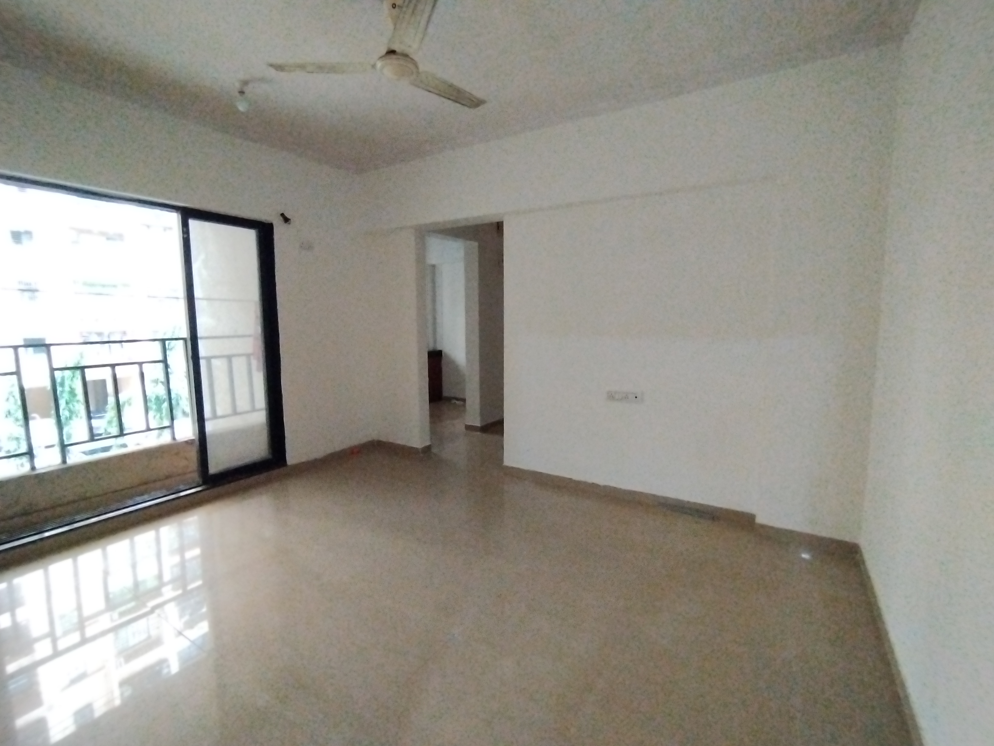 1 BHK + Servant Room 588 Sq.Ft. Apartment in Raunak City Phase 3