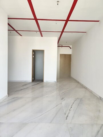 Room in 3 BHK Apartment at Hubtown 25 South, Prabhadevi – for Rent
