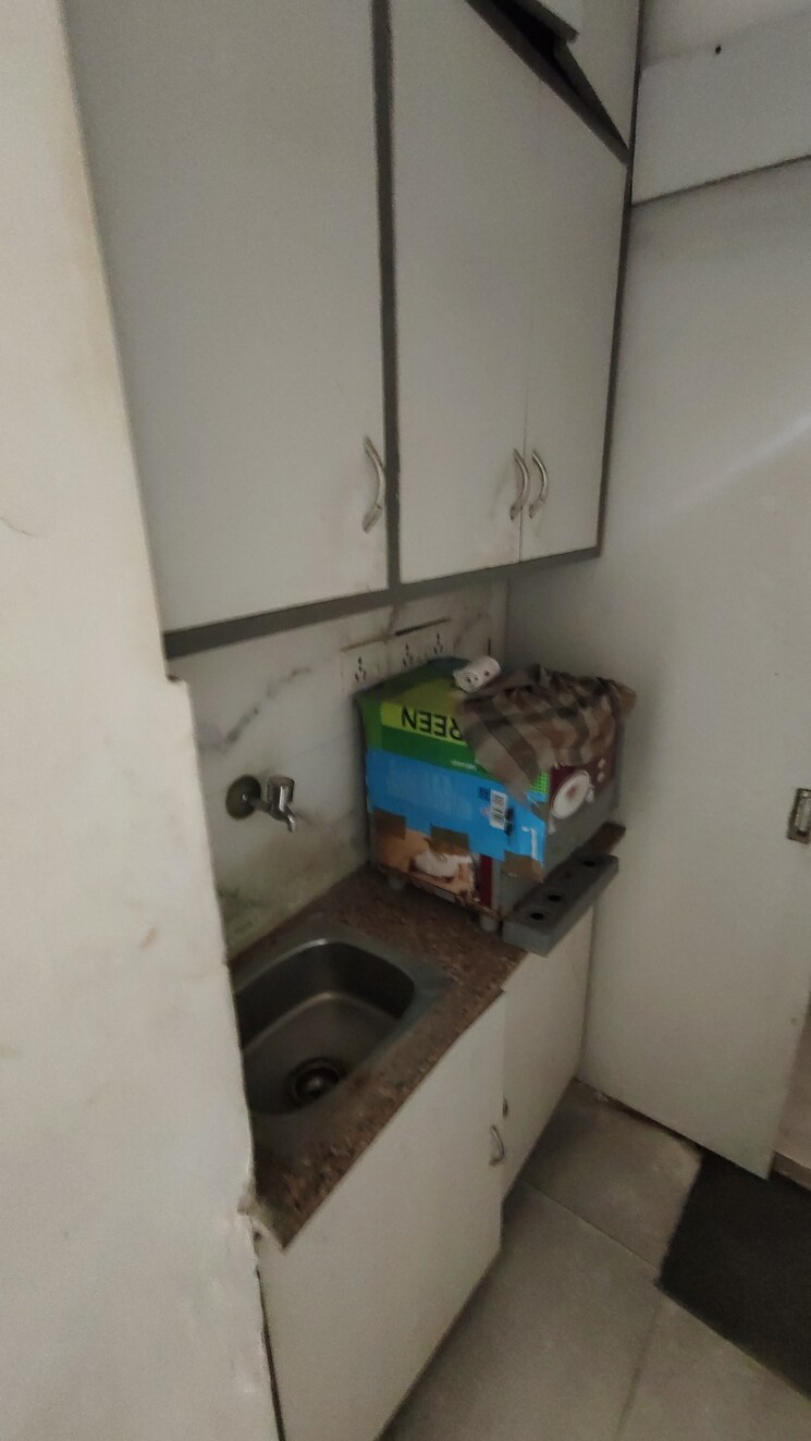 undefined, bestfield Commercial Office Space 650 Sq.Ft. In Netaji Subhash Place Delhi 8808810