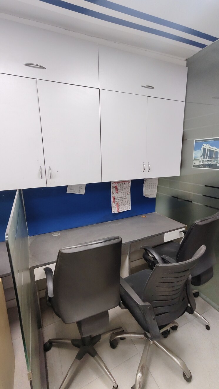 Team Area, bestfield Commercial Office Space 650 Sq.Ft. In Netaji Subhash Place Delhi 8808810