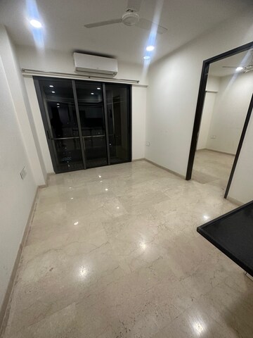 Room in 2 BHK Apartment at Rite Skyluxe, Chembur – for Rent