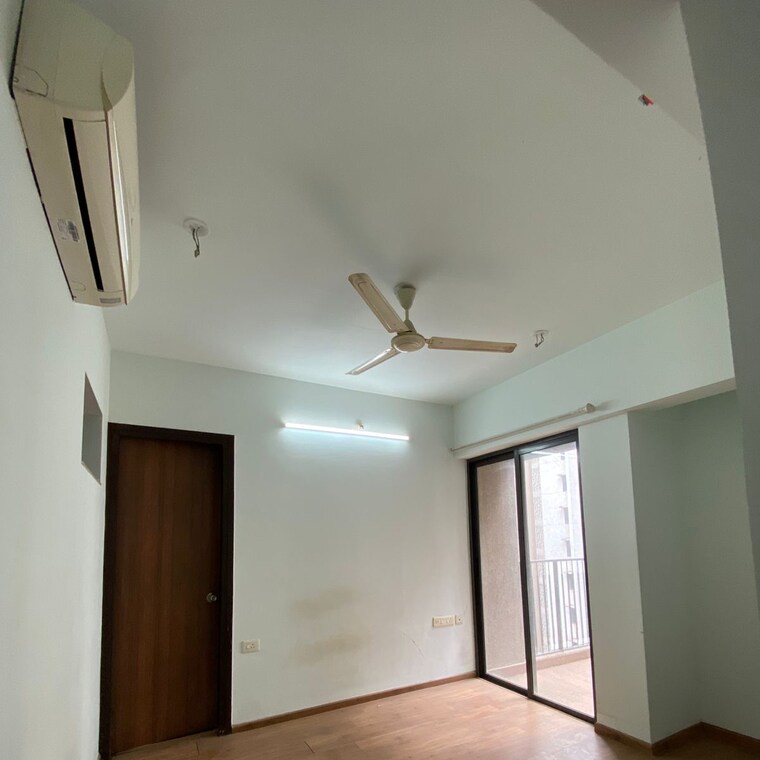 Room, lodha-palava-city 2 Bedroom 734 Sq.Ft. Apartment In Katai Village Thane 8808862
