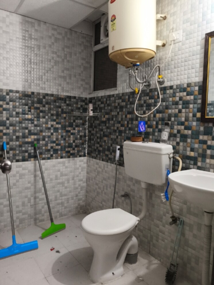 Bathroom, signature-global-andour-height 2 Bedroom 600 Sq.Ft. Apartment In Sector 71 Gurgaon 8808869