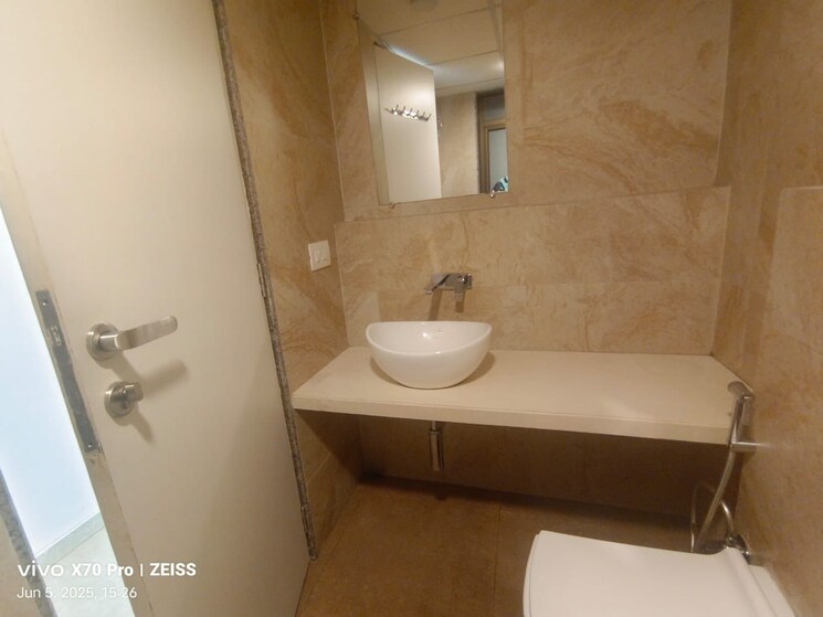 Bathroom, kanakia-silicon-valley 1 Bedroom 560 Sq.Ft. Apartment In Powai Mumbai 8808778