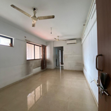 Room in 2 BHK Apartment at Lodha Palava City, Katai Village – for Rent