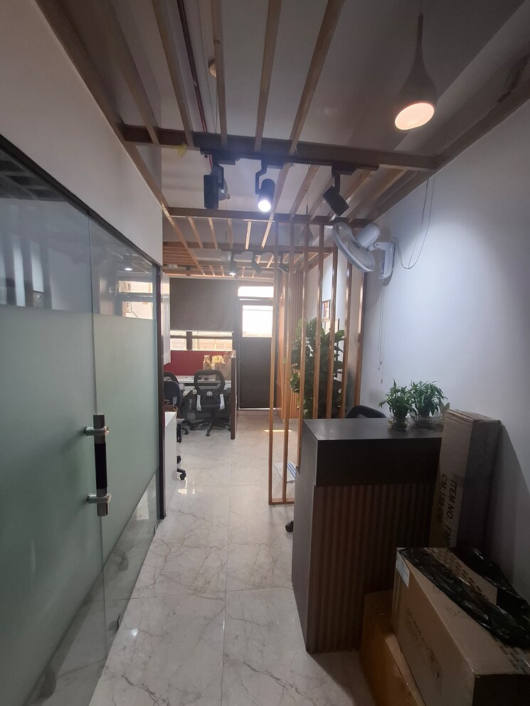 Floor Plan, netaji subhash place Commercial Office Space 600 Sq.Ft. In Netaji Subhash Place Delhi 8808896