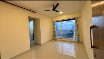 Room in 1 BHK Apartment at Godrej Nest Kandivali, Kandivali East – for Rent