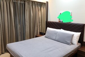 Bedroom in 3 BHK Apartment at Sheth Vasant Oasis, Andheri East – for Rent