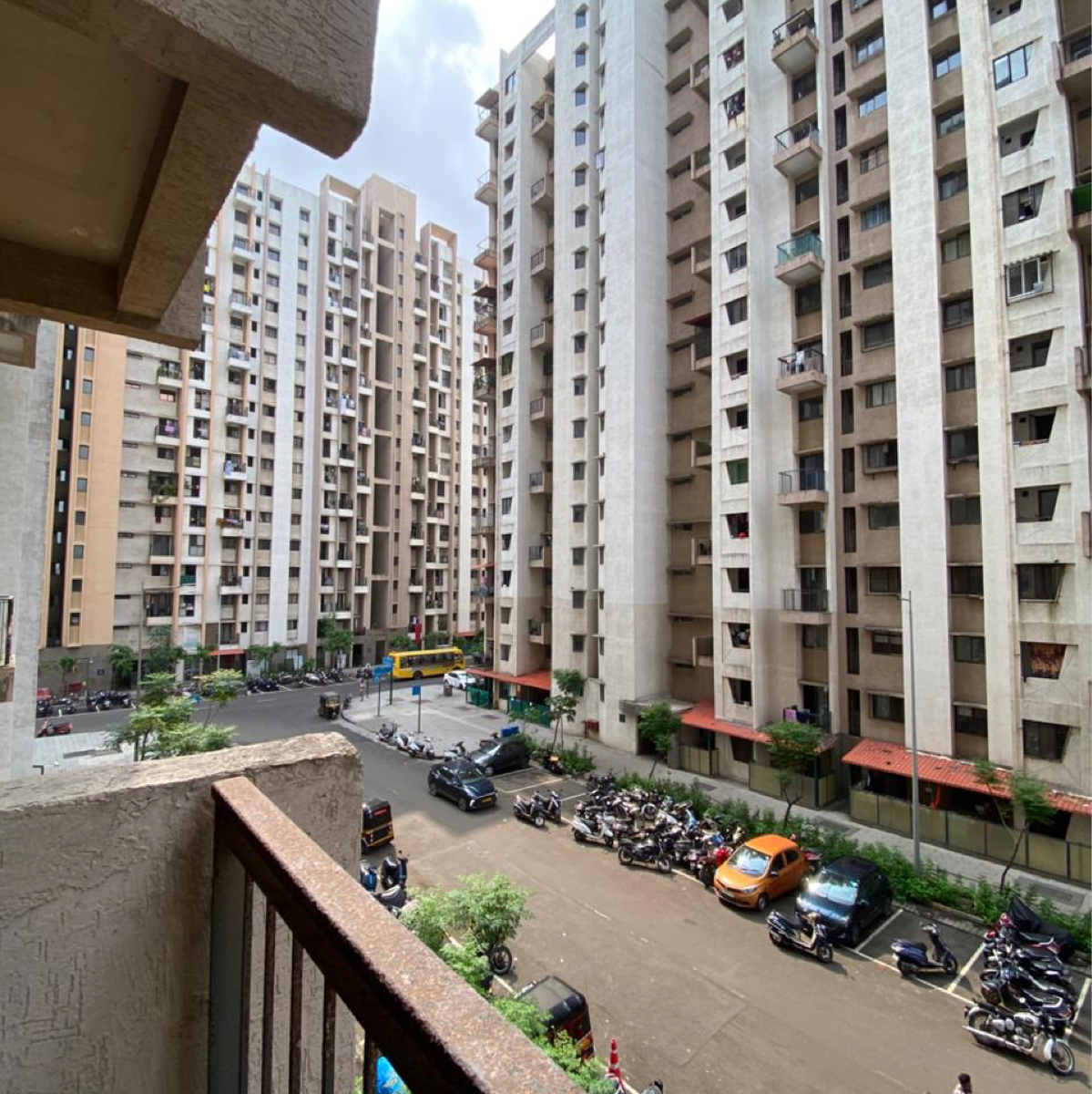 2 BHK + Pooja Room,Servant Room Apartment For Rent in Lodha Palava City
