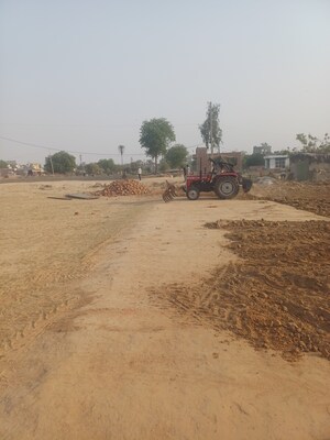  Plot For Sale in Dheeraj Nagar