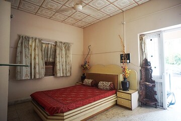 Living Room in 3 BHK Villa at Paldi – for Rent