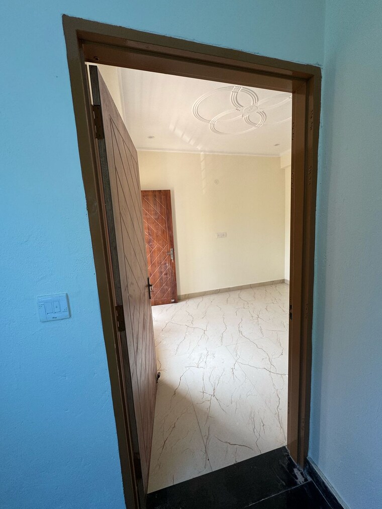 Room, sahastradhara road 1 Bedroom 550 Sq.Ft. Builder Floor In Sahastradhara Road Dehradun 8808955