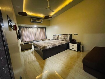 Living Room in 3 BHK Apartment at Mithakhali – for Rent