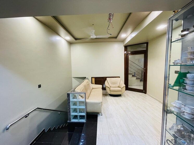 Living Room, mithakhali 3 Bedroom 1840 Sq.Ft. Apartment In Mithakhali Ahmedabad 8808990