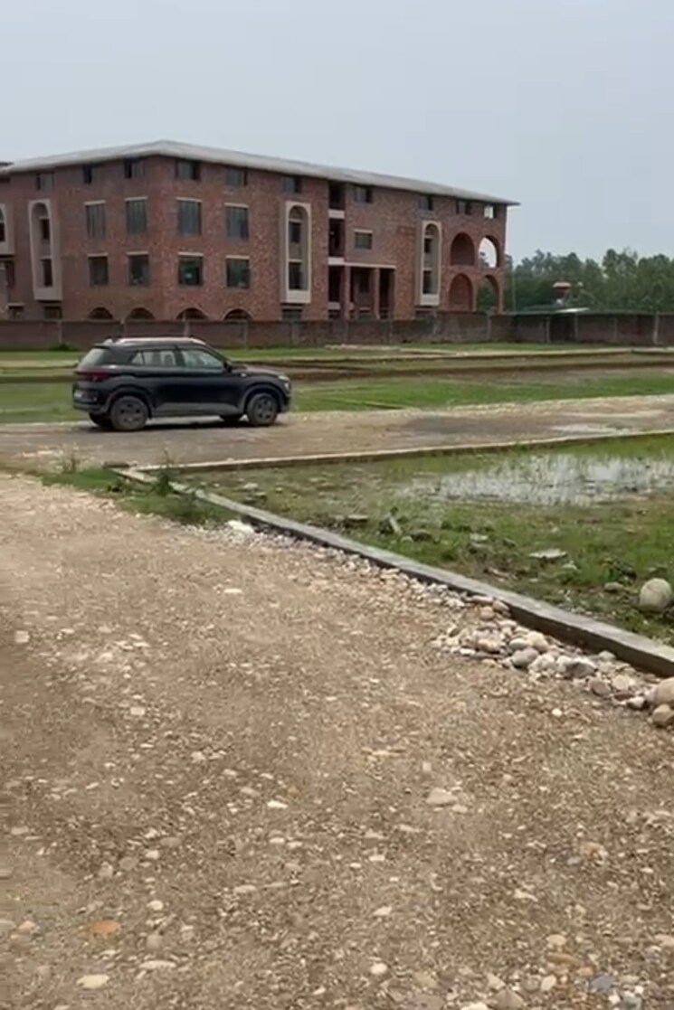 Exterior View, shimla bypass road  200 Sq.Yd. Plot In Shimla Bypass Road Dehradun 8809015