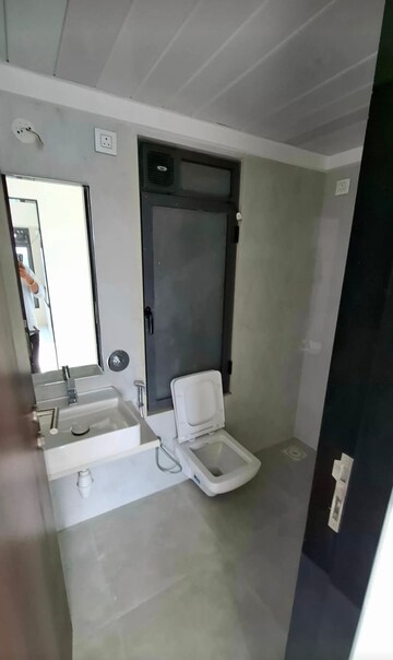 Team Area in 2 BHK Apartment at Arkade Prime, Marol – for Rent