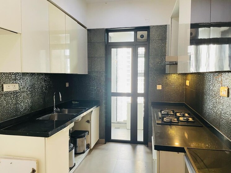 Kitchen, lodha-the-park 3 Bedroom 1010 Sq.Ft. Apartment In Worli Mumbai 8809020