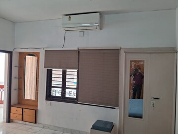 Kitchen in 4 BHK Villa at Manekbaug – for Rent