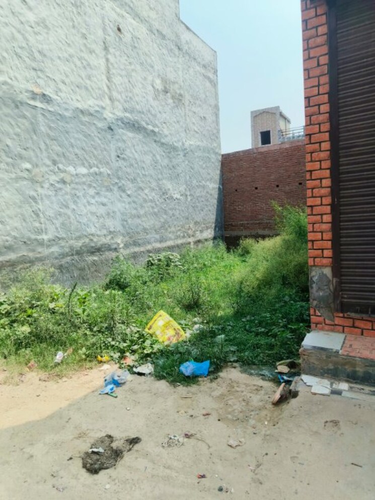 Exterior View, sadullapur  97 Sq.Yd. Plot In Sadullapur Greater Noida 8809054