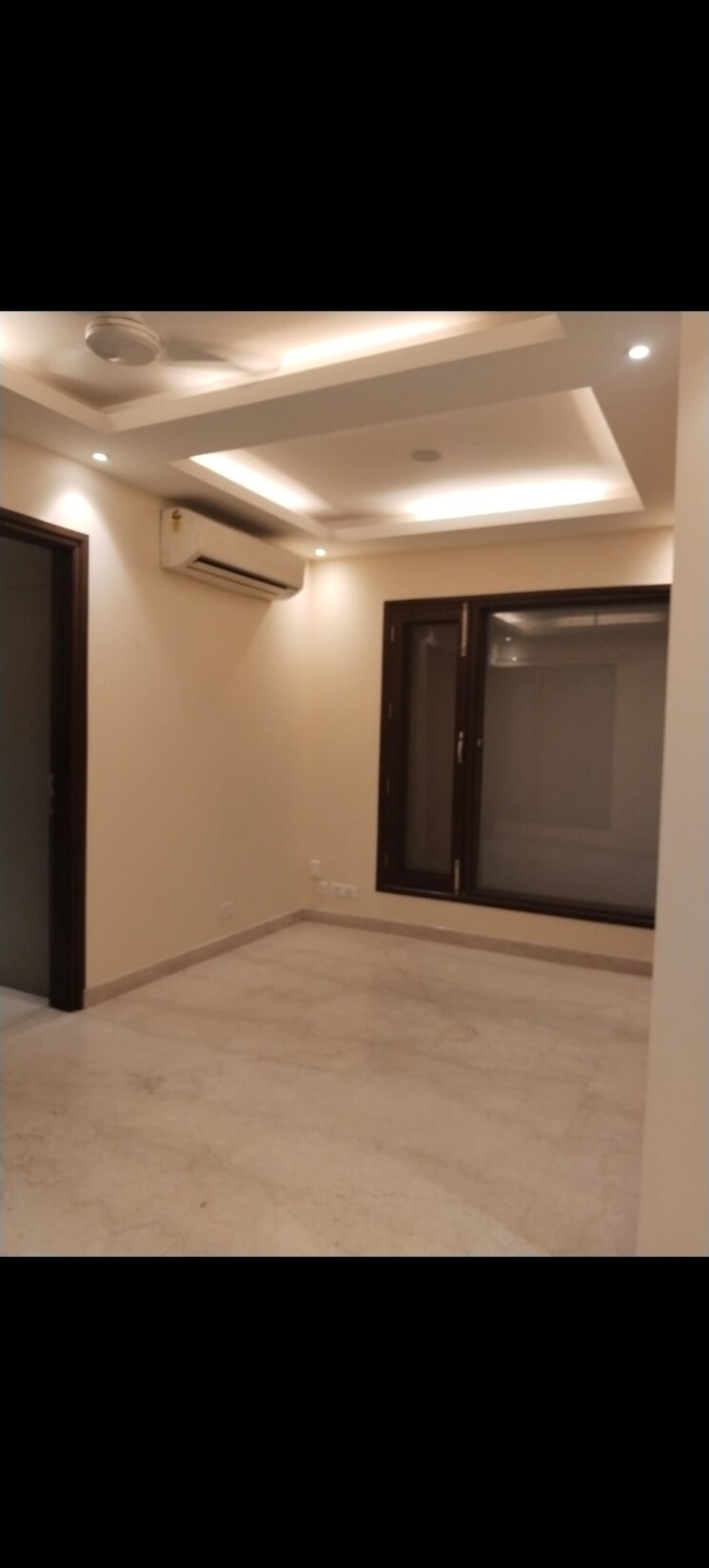 Room, greater kailash part 3 3 Bedroom 217 Sq.Yd. Builder Floor In Greater Kailash Part 3 Delhi 8809087