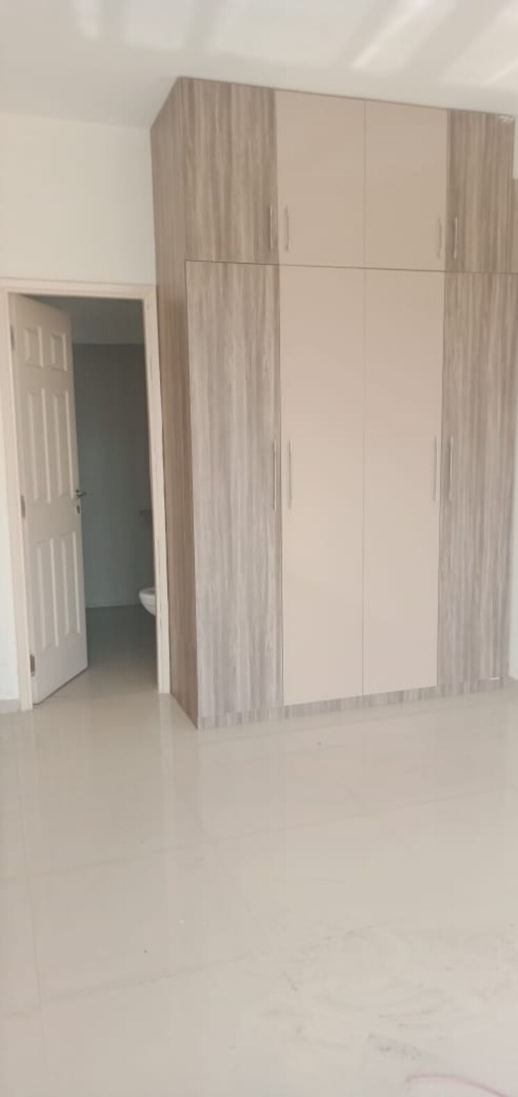 Bathroom, emaar-mgf-emerald-hills 4 Bedroom 1750 Sq.Ft. Builder Floor In Sector 65 Gurgaon 8809165