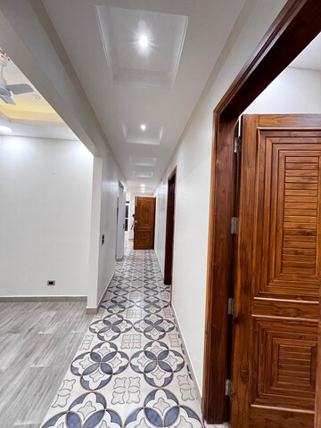 Building Lobby in 4 BHK Builder Floor at Saket – for Rent
