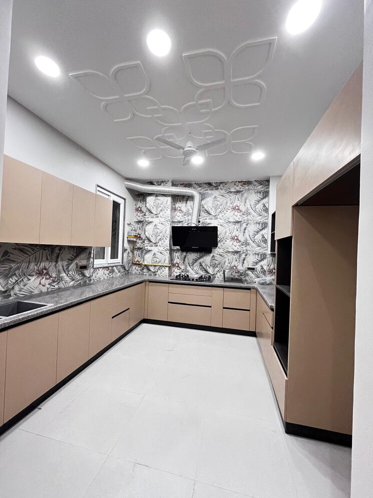 Kitchen, saket 4 Bedroom 260 Sq.Yd. Builder Floor In Saket Delhi 8809174