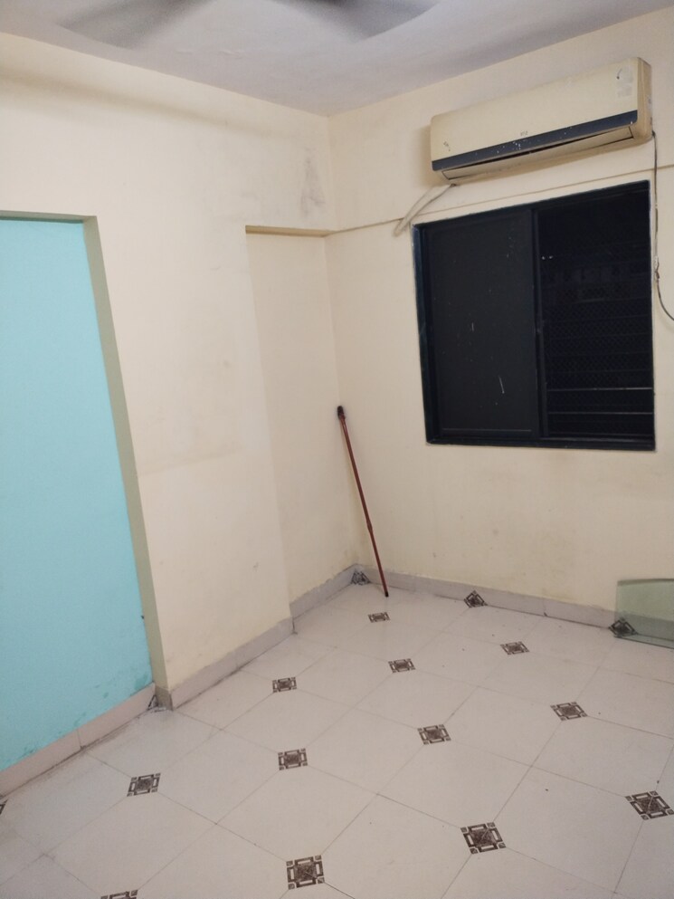 Room, express-view-apartment-mumbai 2 Bedroom 600 Sq.Ft. Apartment In Kurla Mumbai 8809180