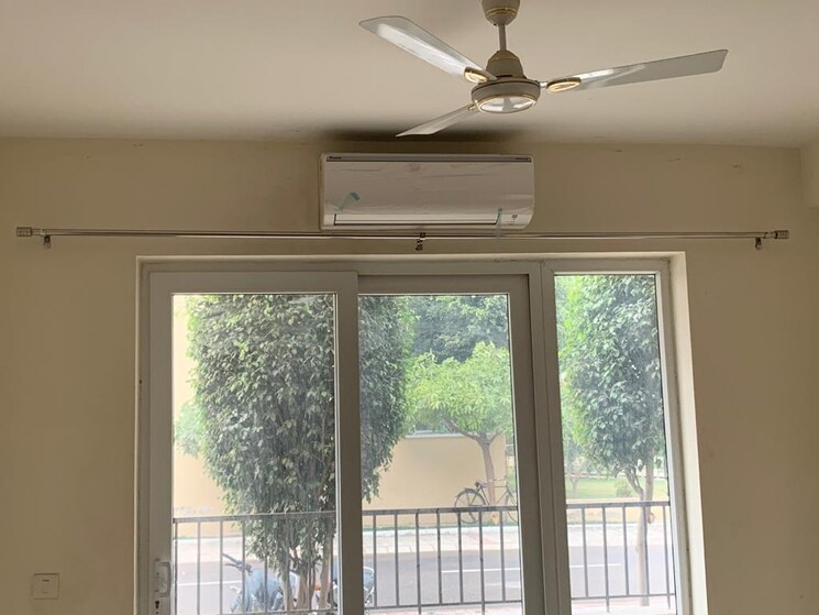 Room, emaar-mgf-emerald-hills 3 Bedroom 1380 Sq.Ft. Builder Floor In Sector 65 Gurgaon 8809195