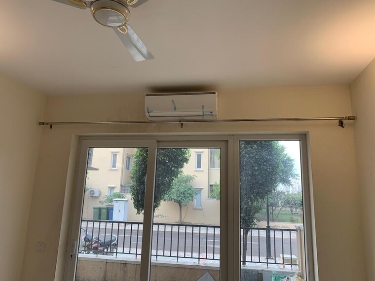 Room, emaar-mgf-emerald-hills 3 Bedroom 1380 Sq.Ft. Builder Floor In Sector 65 Gurgaon 8809195